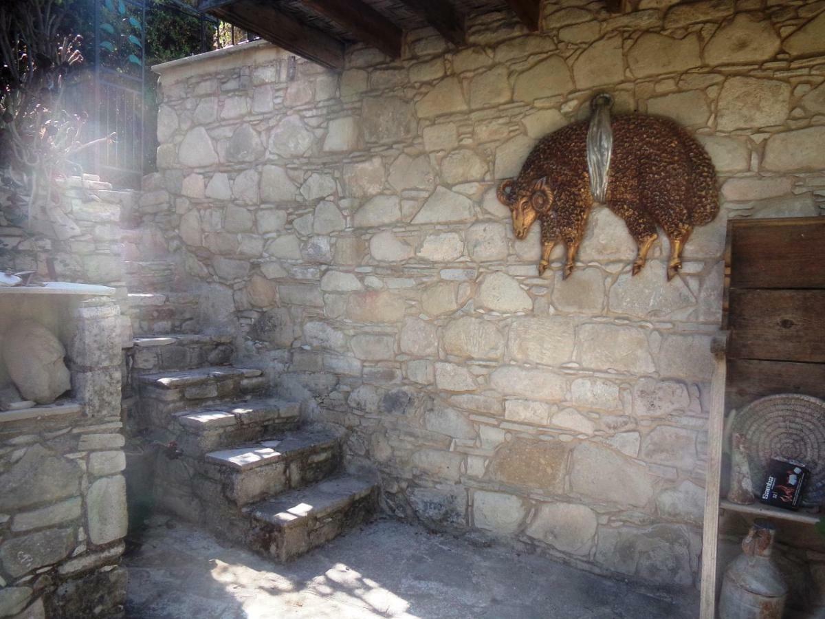 فيلا Lantana Stone House Lemona المظهر الخارجي الصورة